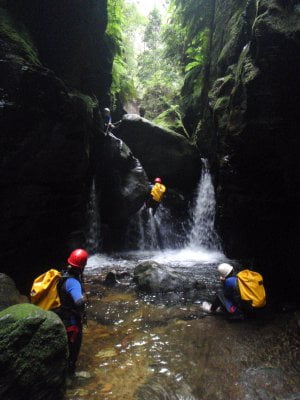 4 people Canyoning